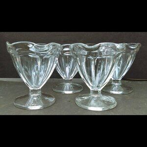 Vintage Ruffled Top Clear Ice Cream Parlor/Sundae Parfait Dessert Tulip Glasses